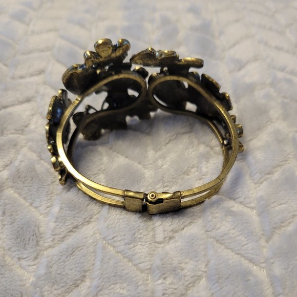 Vintage Enameled Hinged Cuff Bracelet - Picture 3 of 4